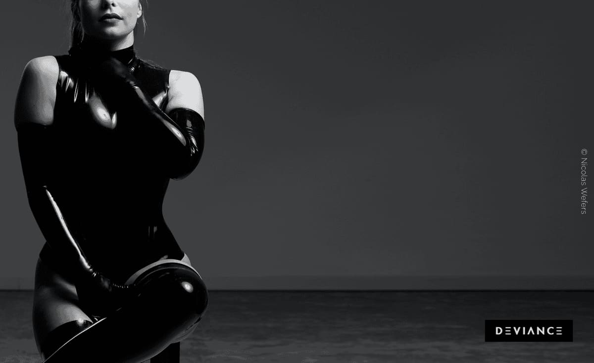 Fetish in a shining armour – Latex Lover