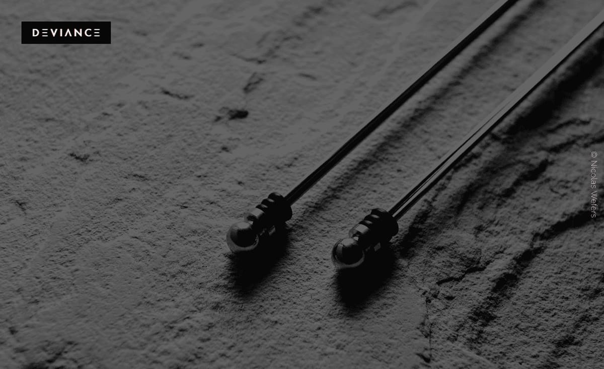 ¿Kinky y apretado? ¡Pinzas para pezones!