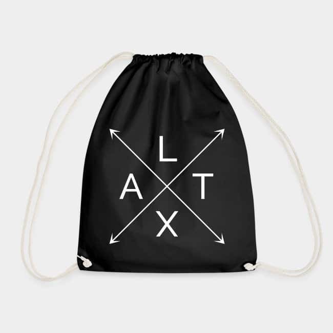Mochila de cuerdas negra con las letras L, A, T y X en una cruz de flechas blanca