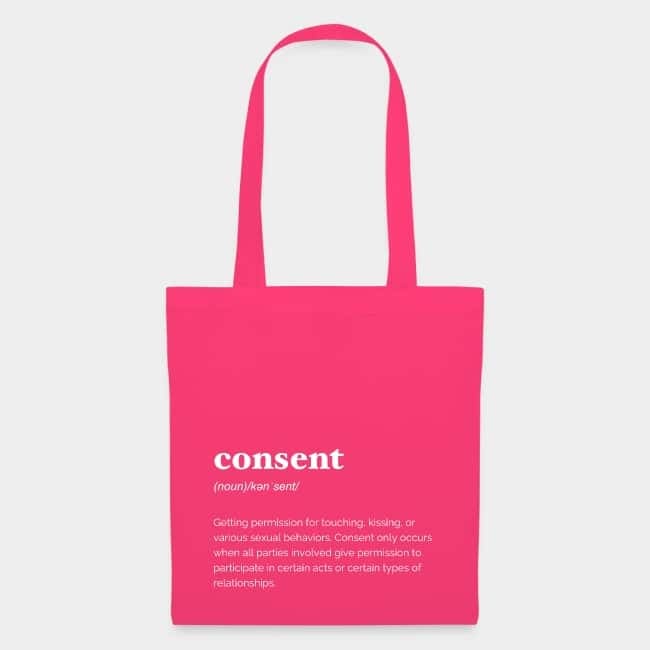 Bolsa de tela rosa con la definición de diccionario de «consent» en letras blancas