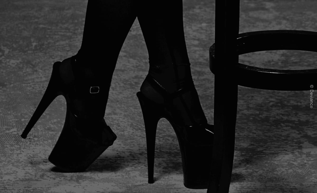 Erotismo a cada paso: qué se esconde tras un fetiche por los zapatos